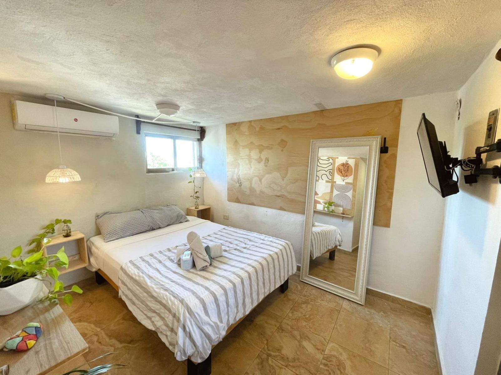 Hotel Anana Coliving Playa del Carmen Esterno foto