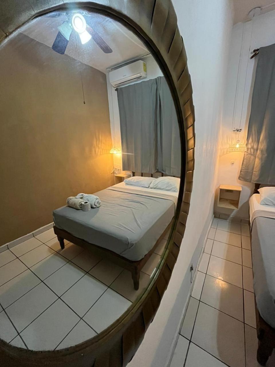 Hotel Anana Coliving Playa del Carmen Esterno foto